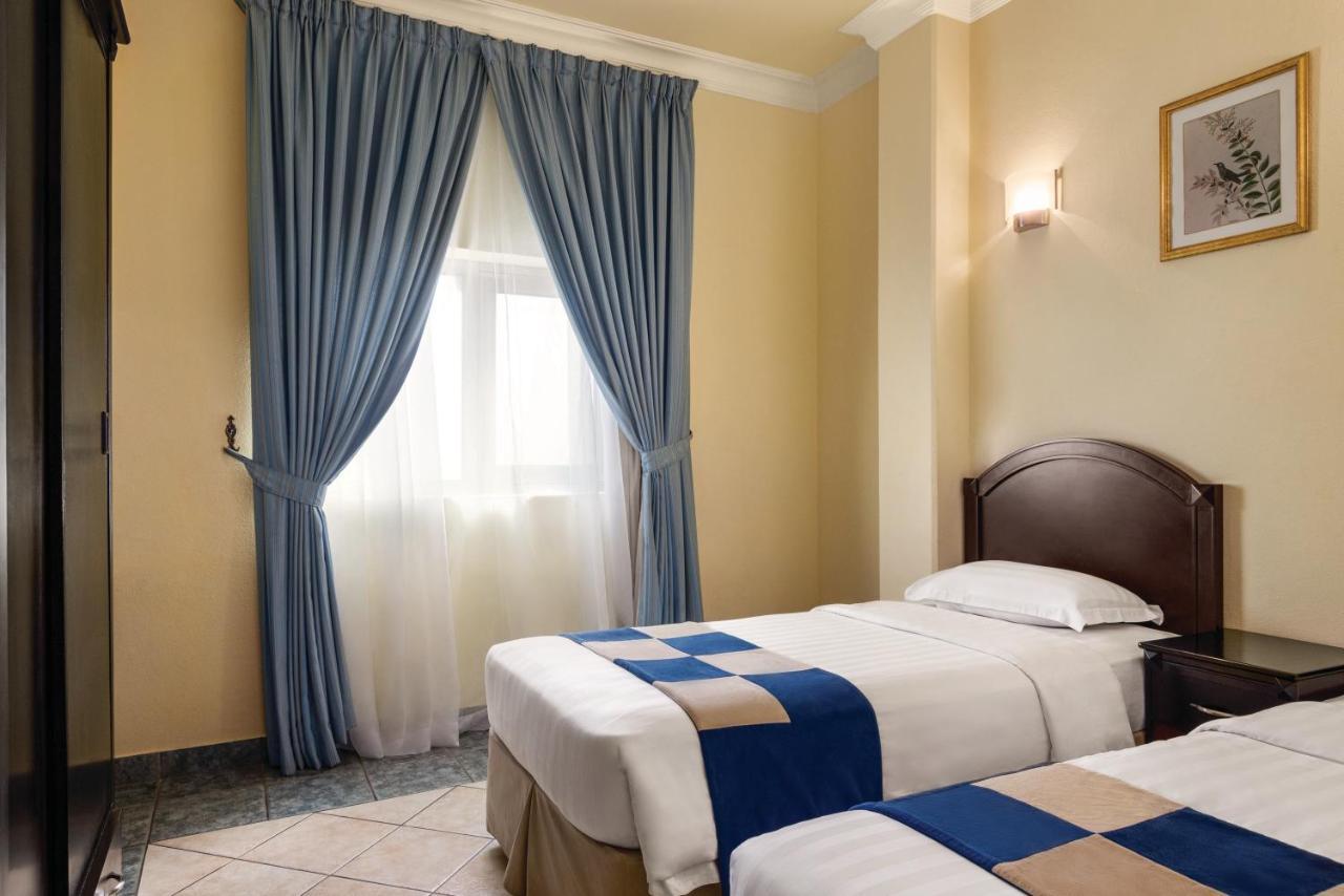 Howard Johnson Dammam Hotel Экстерьер фото
