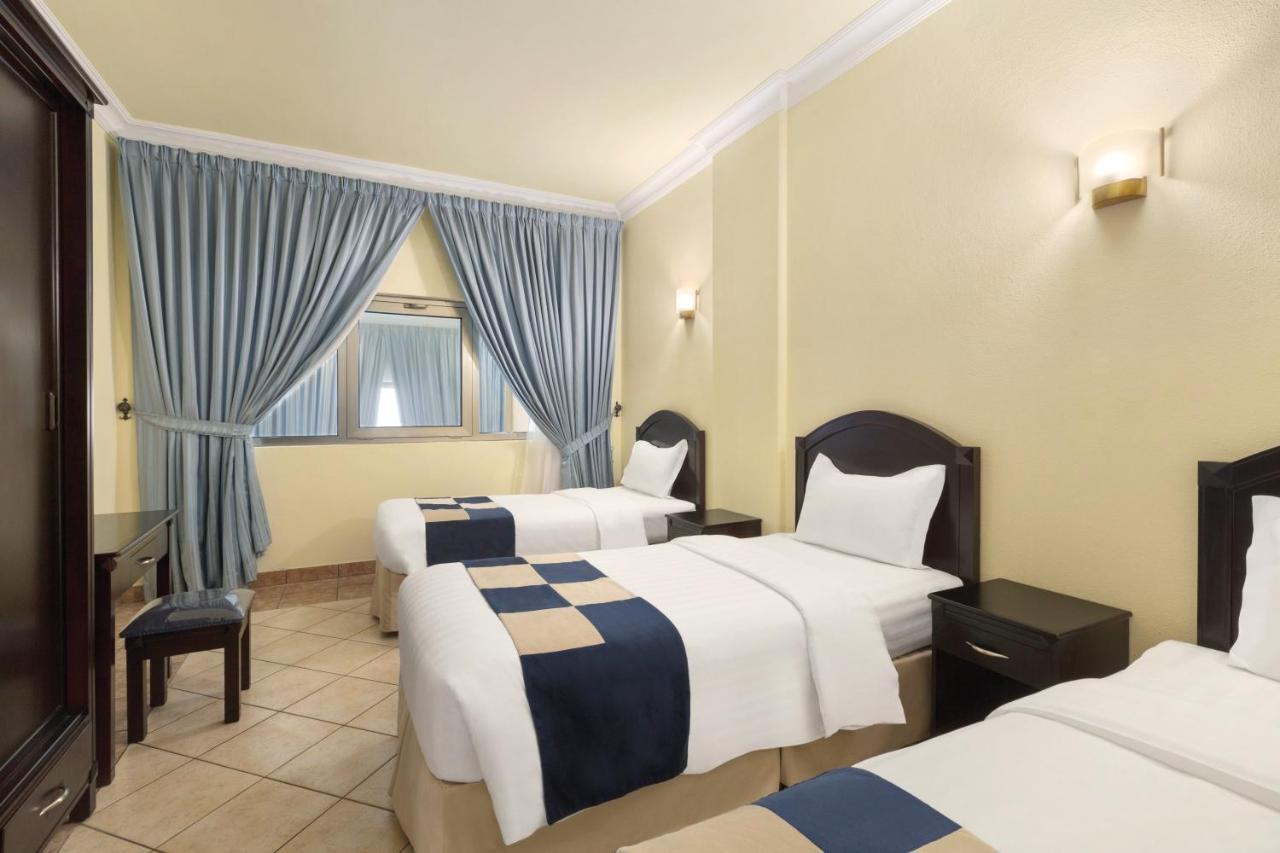 Howard Johnson Dammam Hotel Экстерьер фото