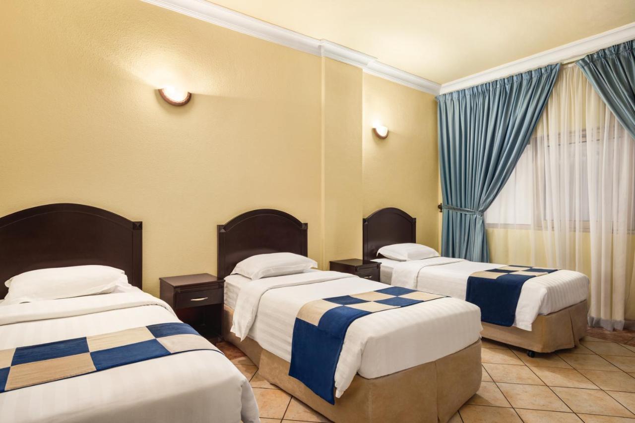 Howard Johnson Dammam Hotel Экстерьер фото
