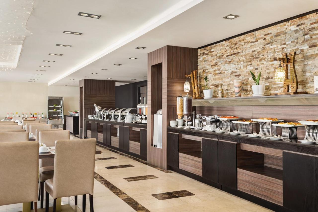 Howard Johnson Dammam Hotel Экстерьер фото