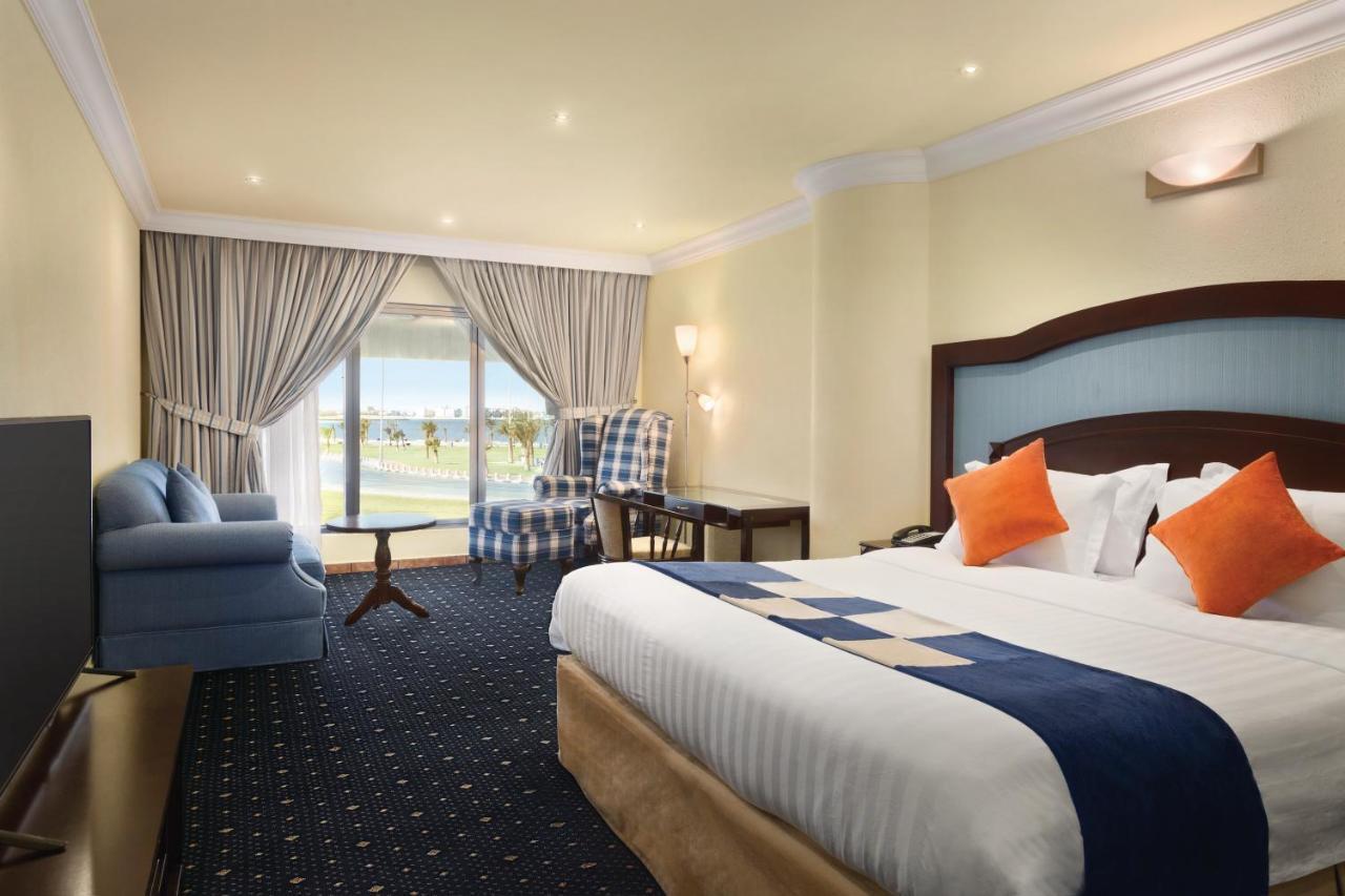 Howard Johnson Dammam Hotel Экстерьер фото
