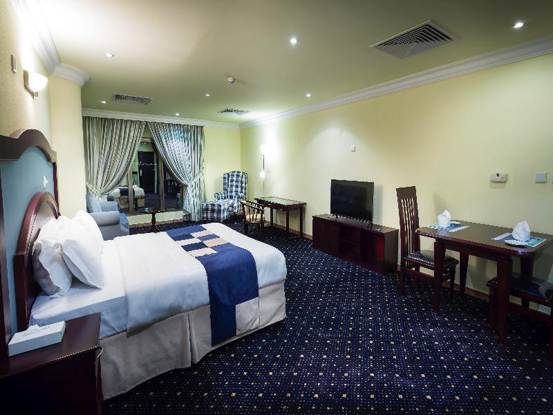 Howard Johnson Dammam Hotel Экстерьер фото